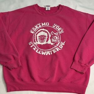 Eskimo Joe’s pink sweatshirt